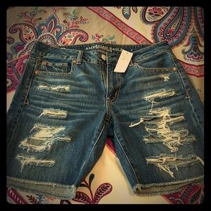 American Eagle distressed shorts